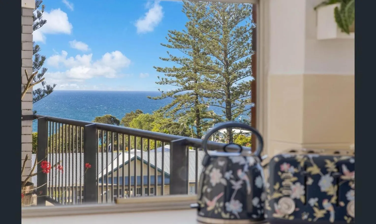 דירה גולד קוסט 3 Bedrooms With Views Over Kirra!